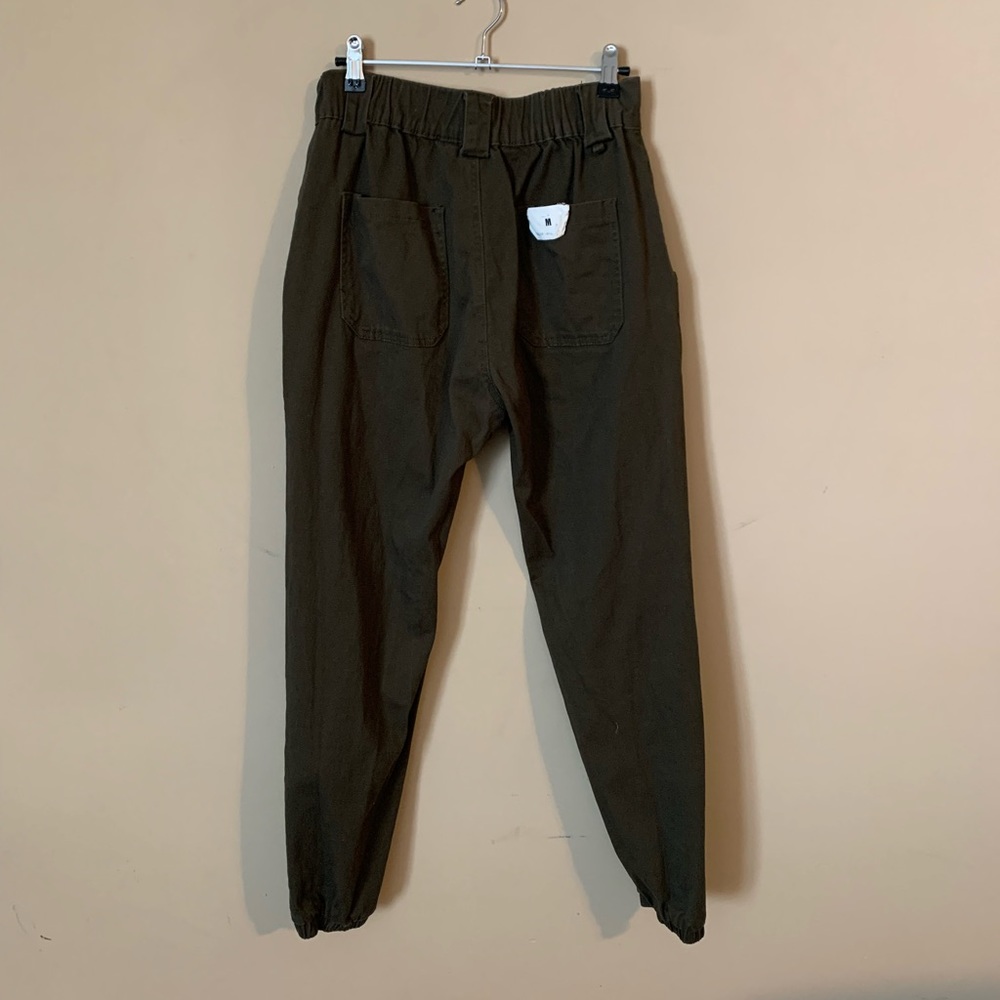 American Bazi size Medium Army Green cargo pant